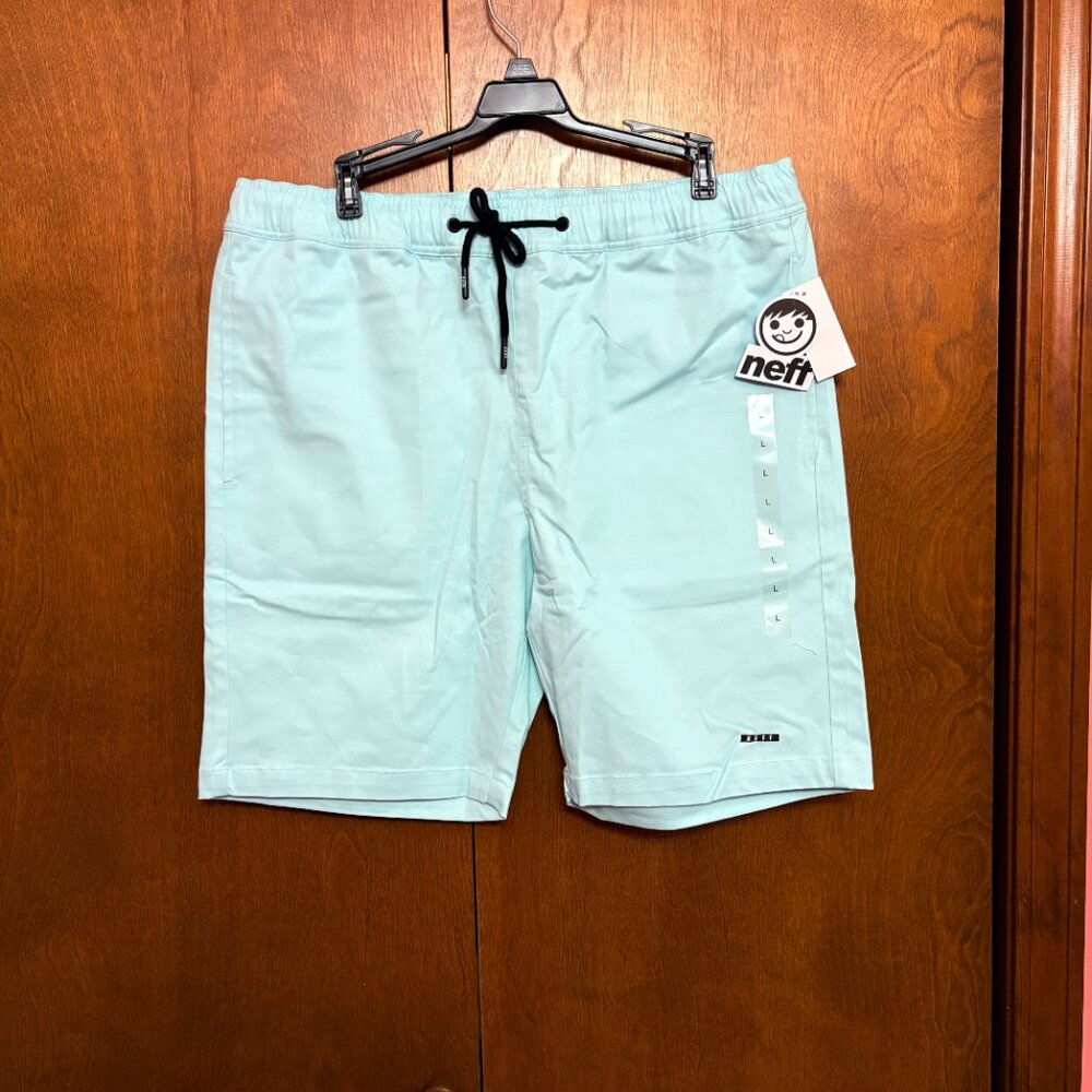 Neff Logo Mint Drawstring Everyday Twill Shorts. Size: Large